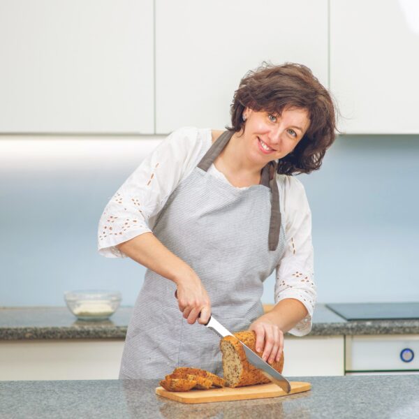 Serrated Bread Knife in Use-min